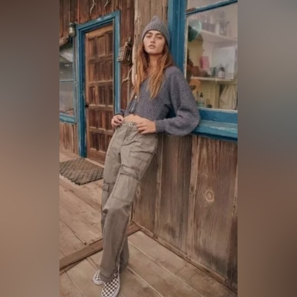 2-Free People The Thing Is Low Utility Cargo Pants - Picture 4 of 5